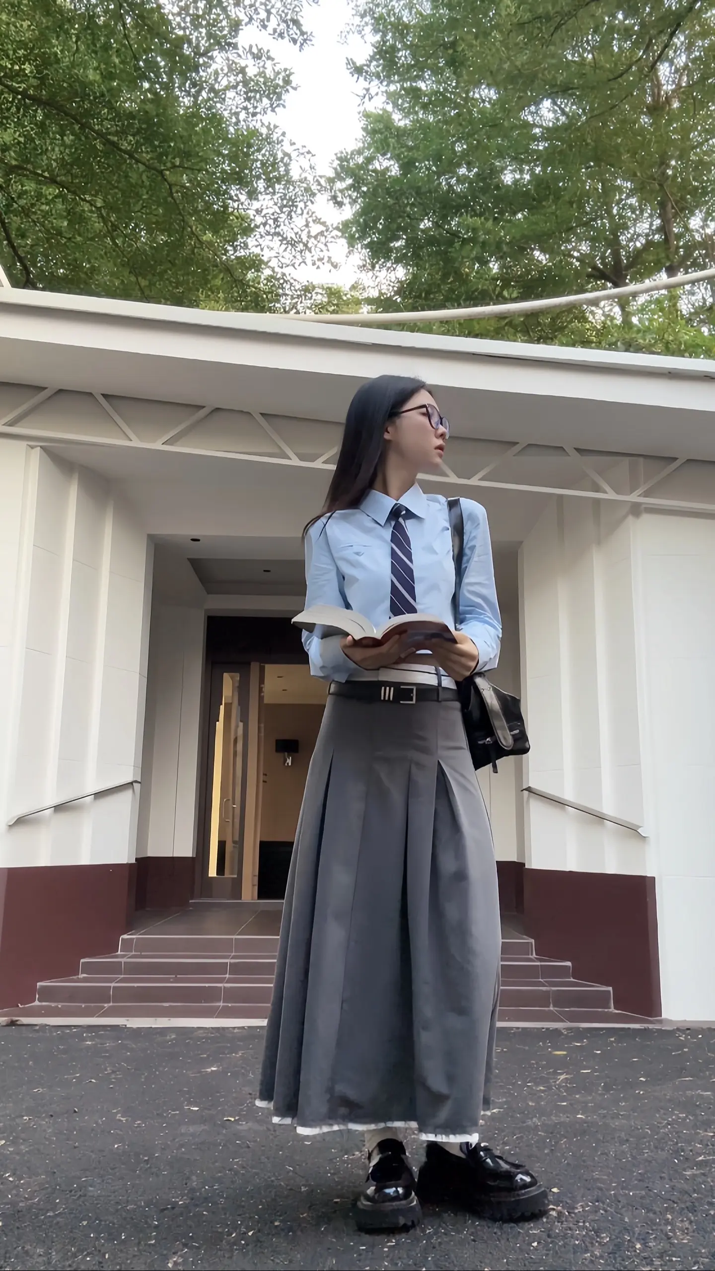 女孩爱是我的天赋。清冷感