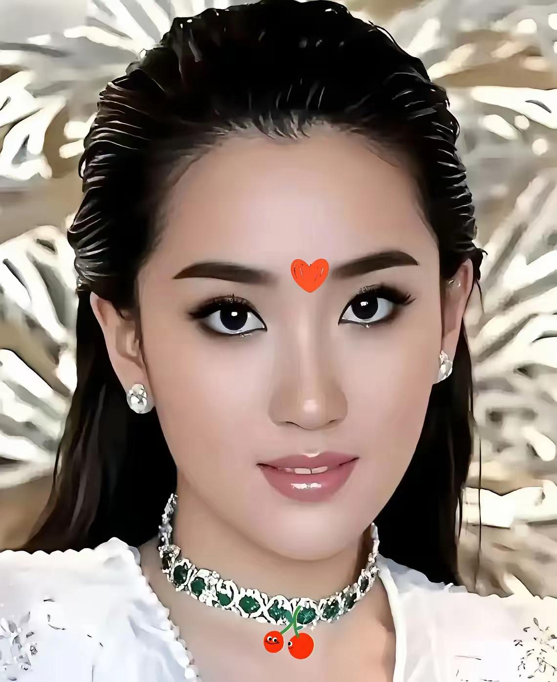 刚传来消息！
泰国正式宣布了
2025年10月25日下午，泰国总理阿努廷在电视讲