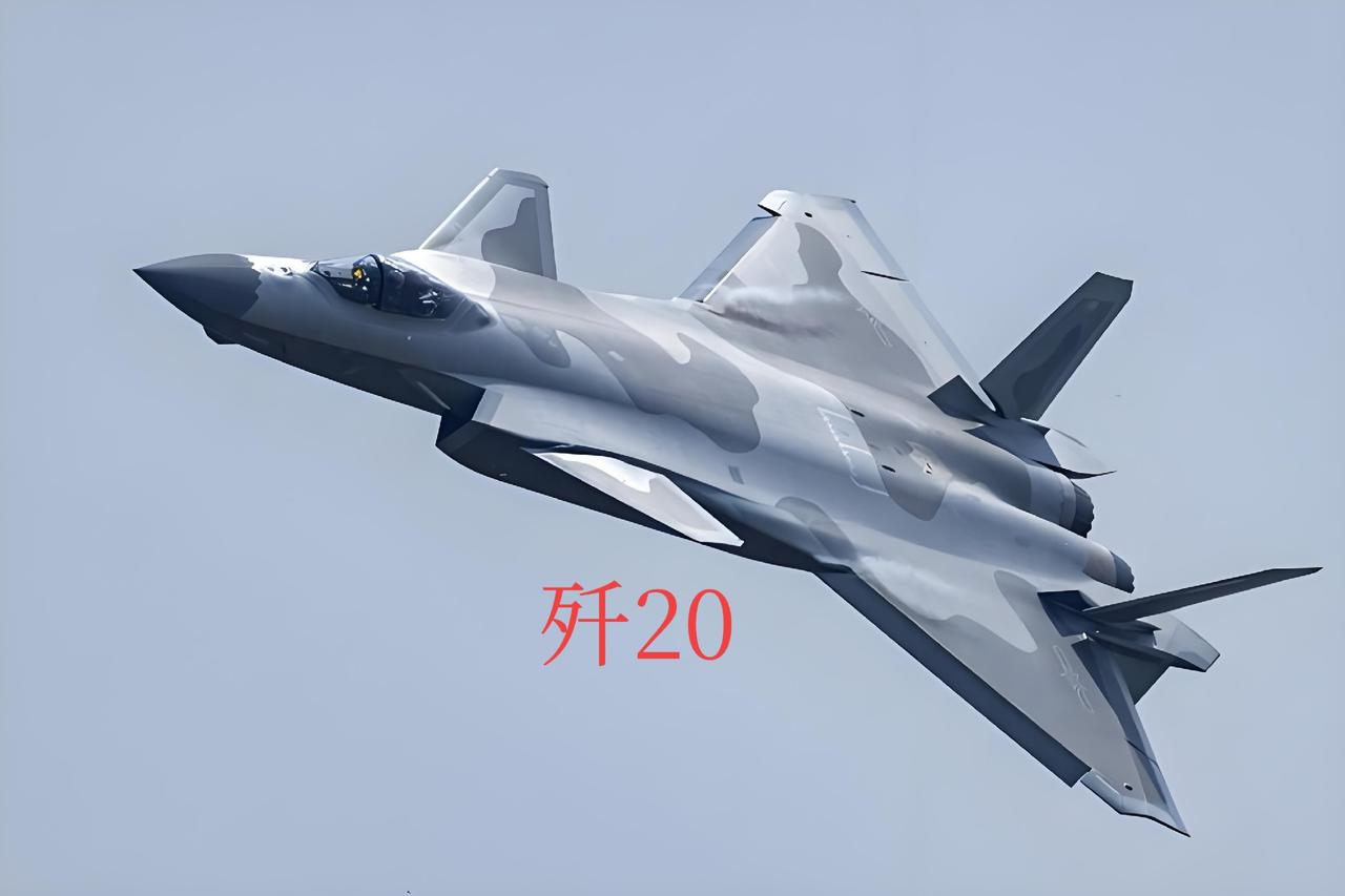 一觉醒来，世界军事圈又炸锅了！美国引以为傲的六代机，居然在51区上空被民间发烧友