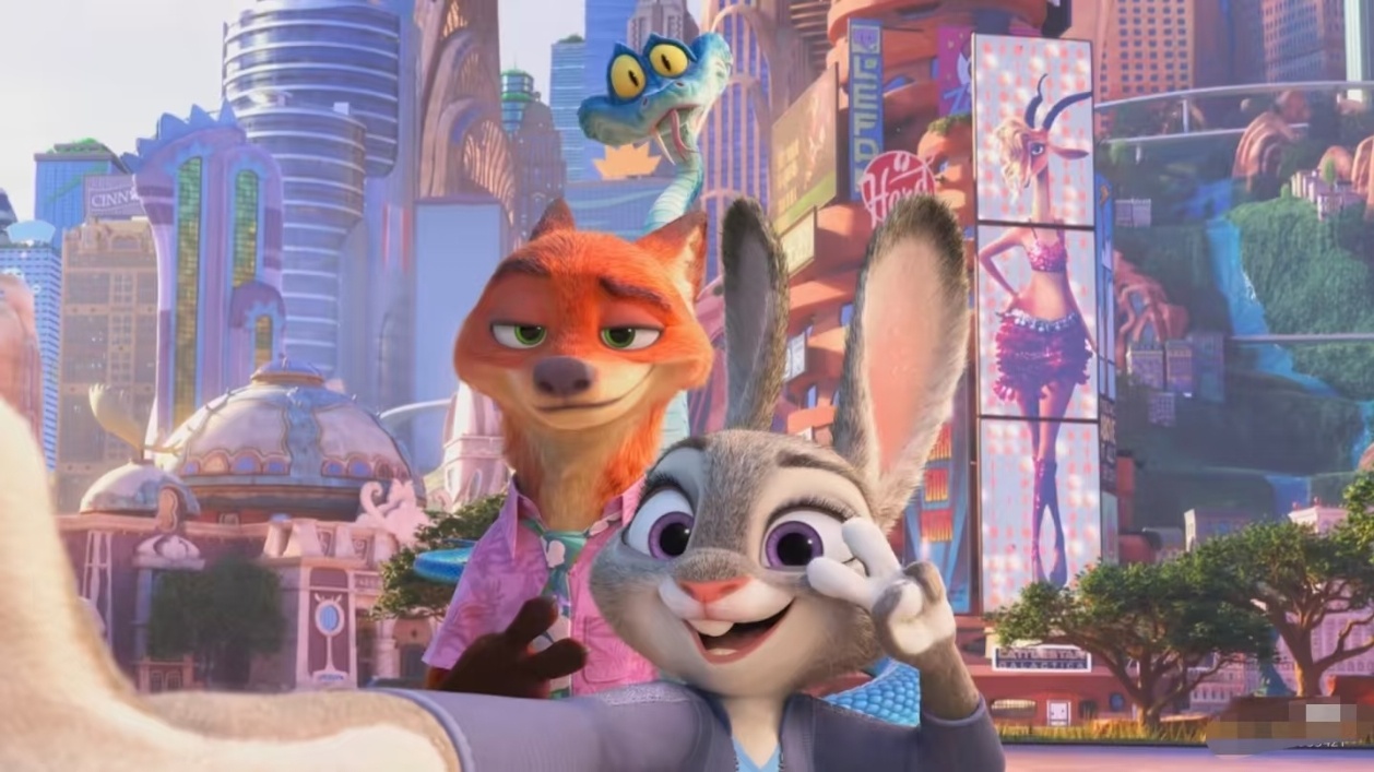 这必然不是同事走红毯这么简单吧！ 