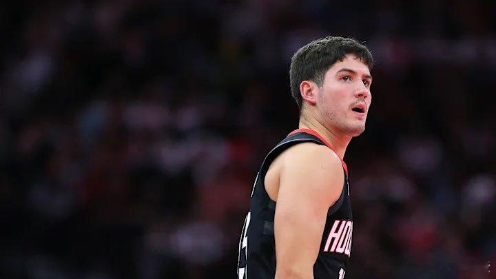 今天的谢泼德：出战32分钟18分4篮板8助攻4抢断1盖帽投篮12中5，三分10中