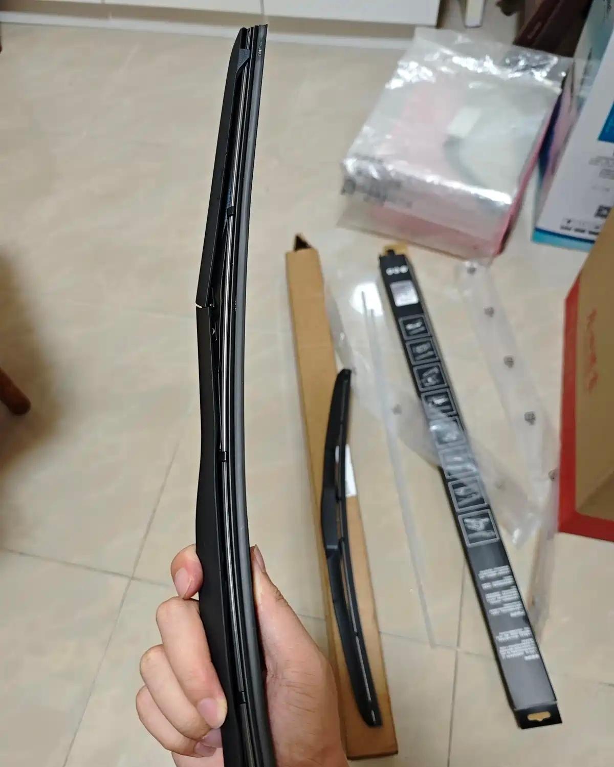 汽车的雨刮平时根本用不到，但是一用你就会发现好雨刮与不好的雨刮差异性，效果比较大