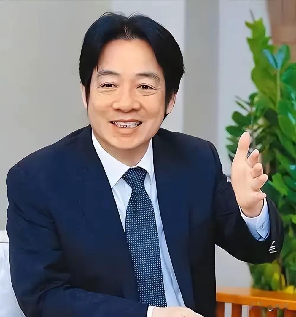 就在刚刚，
​台独分子赖清德发布声明，
​2月19日上午，赖清德再台湾省台中市参