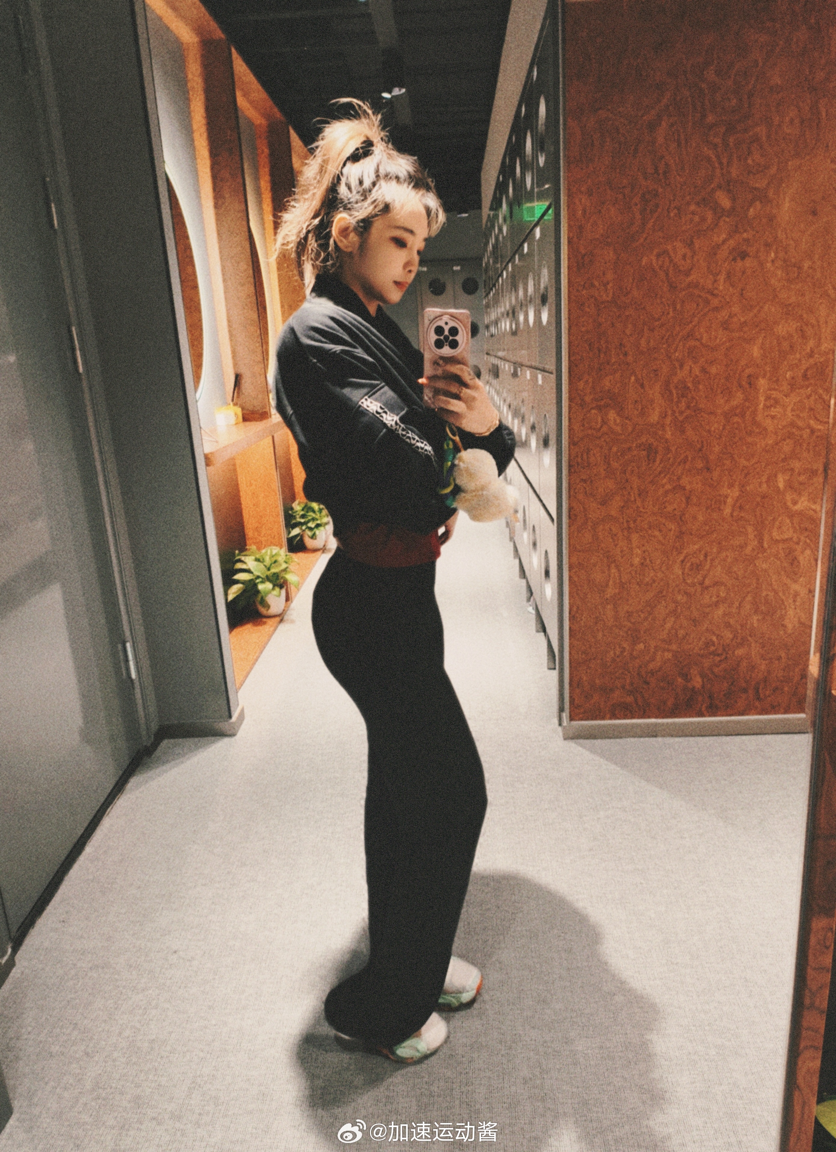 又是一个人承包一个健身房的早上呀！我的日常plog健身房健身房打卡