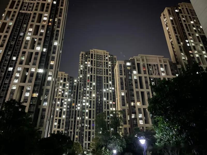 核心区、非核心区，新政后成交超过3套的二手小区，成交价基本涨了，或多或少。