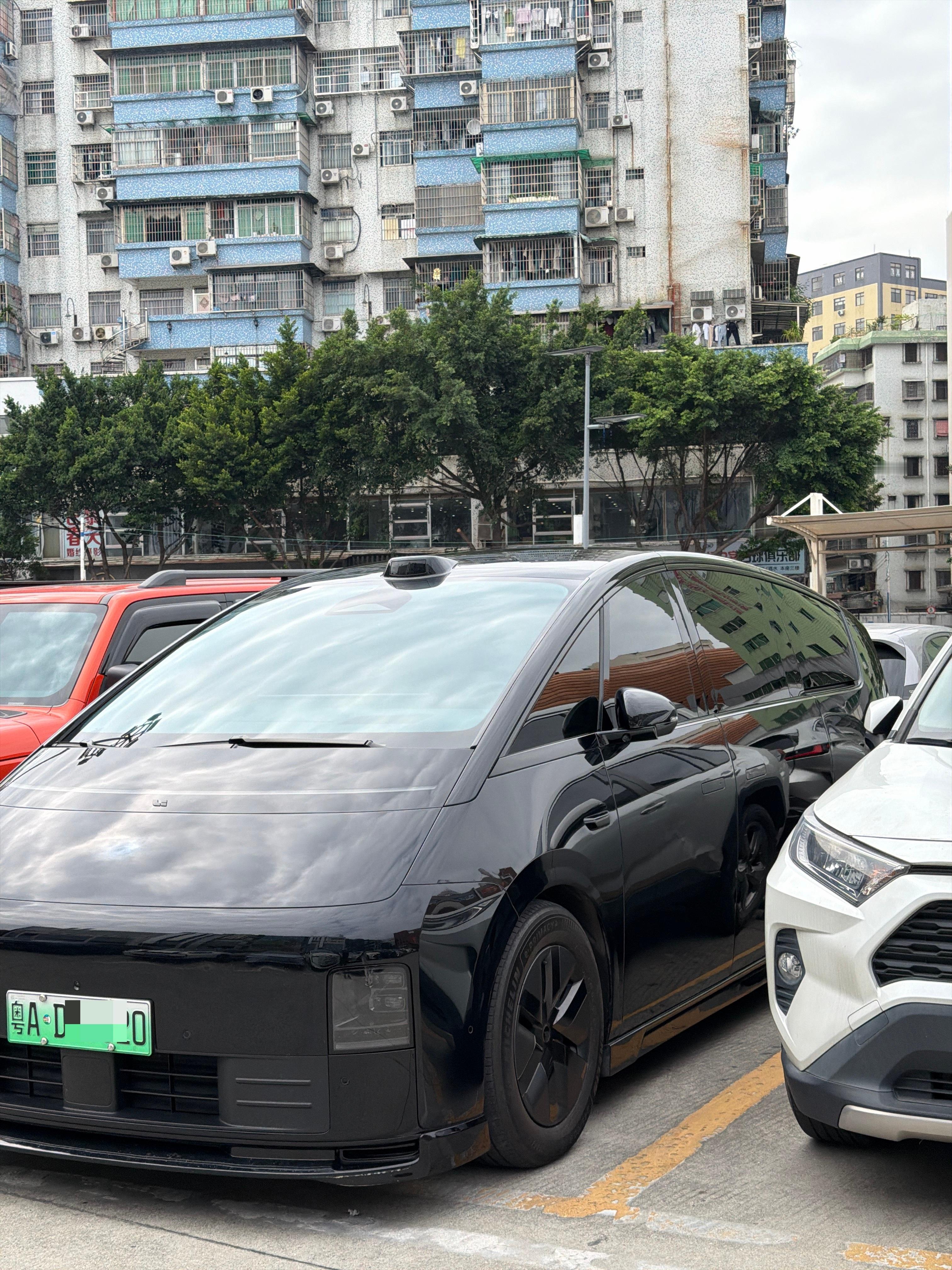 见一次MEGA，必行一次注目礼！黑色的MEGA，真还是第一次见～ ​​​