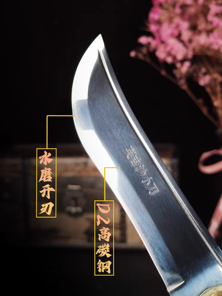 雷军被8000元小刀价格惊呆了雷总可能觉得不值[doge]连夜规划小米小刀，定价