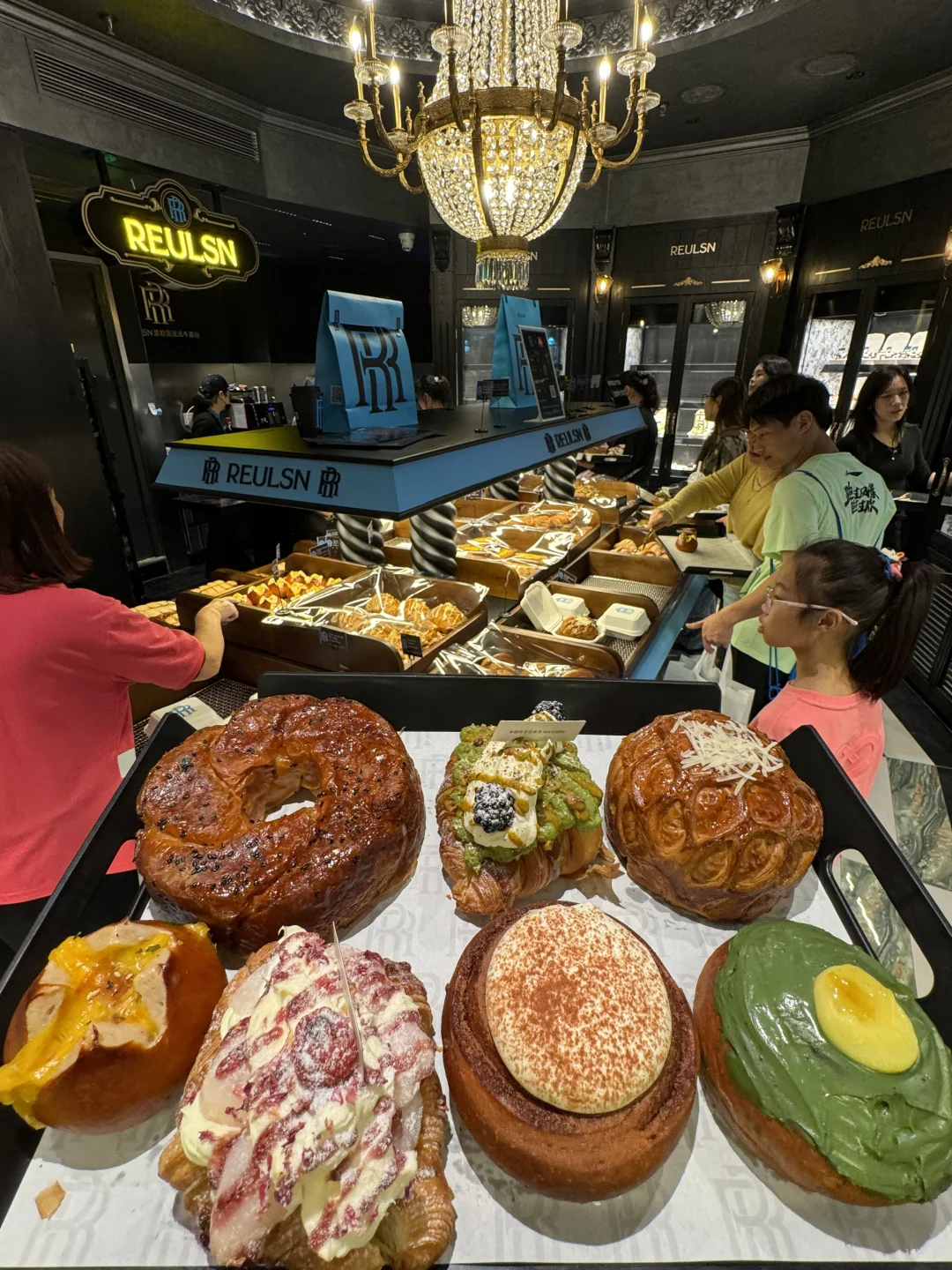 卧卧卧….！！杭州首家🍞！！快去吃！！