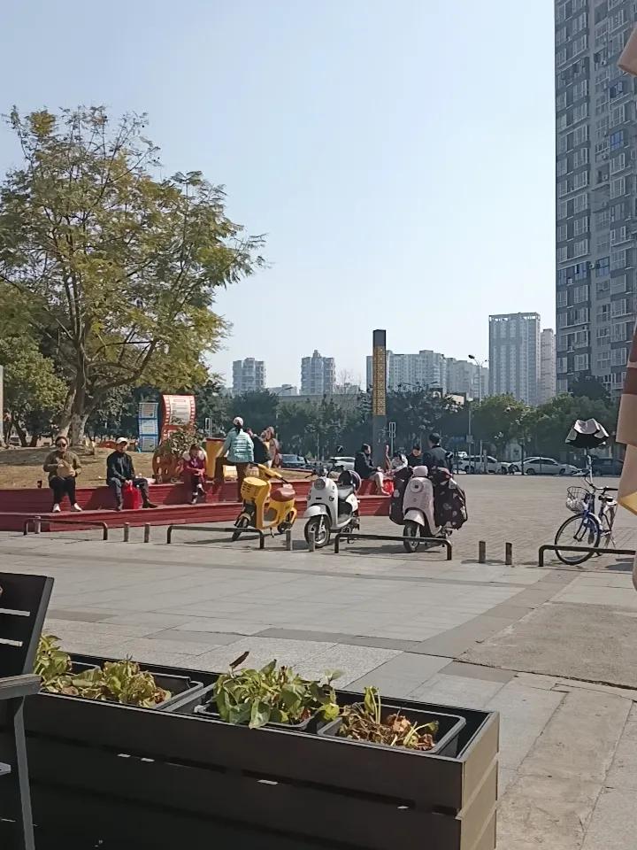 上联：东南西北遇贵人