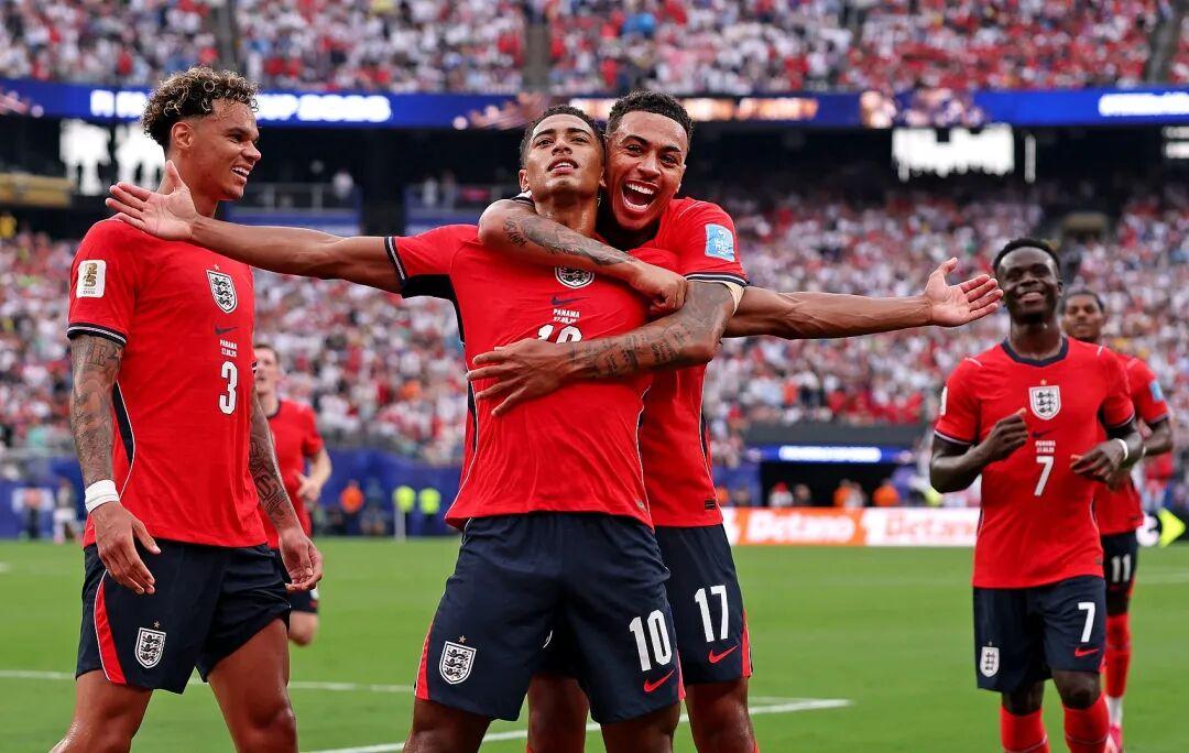 历史第一！凯恩这一跳，把英格兰26年纪录踩在脚下！
2-0！英格兰赢了，但比胜利