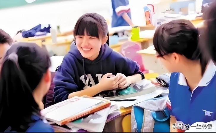 高考志愿填报不必执着于大城市
 
高考志愿填报，我会优先考虑大城市，但绝不绝对盲