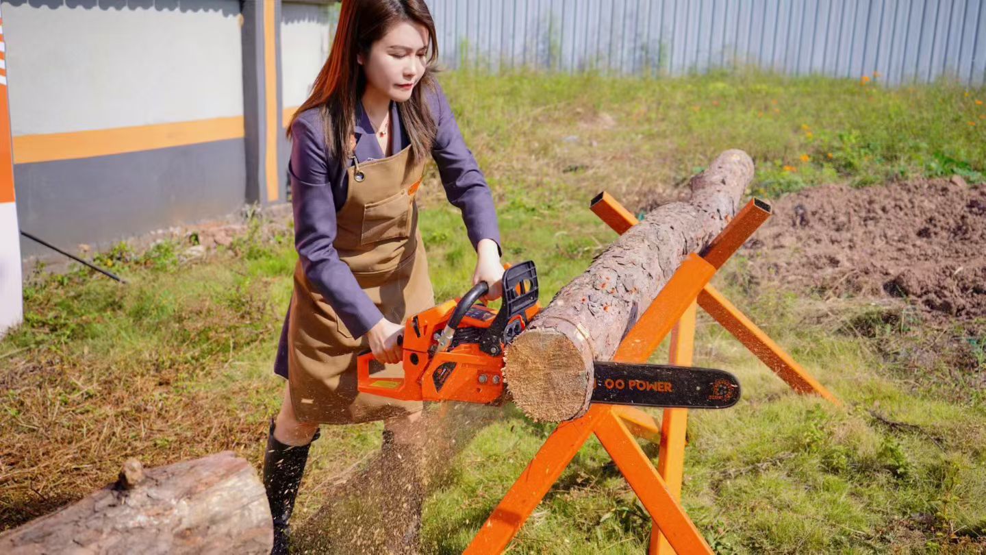 最近几年，工业领域的企业都开始认识到社交媒体传播的重要性，我身边一些企业家都下场