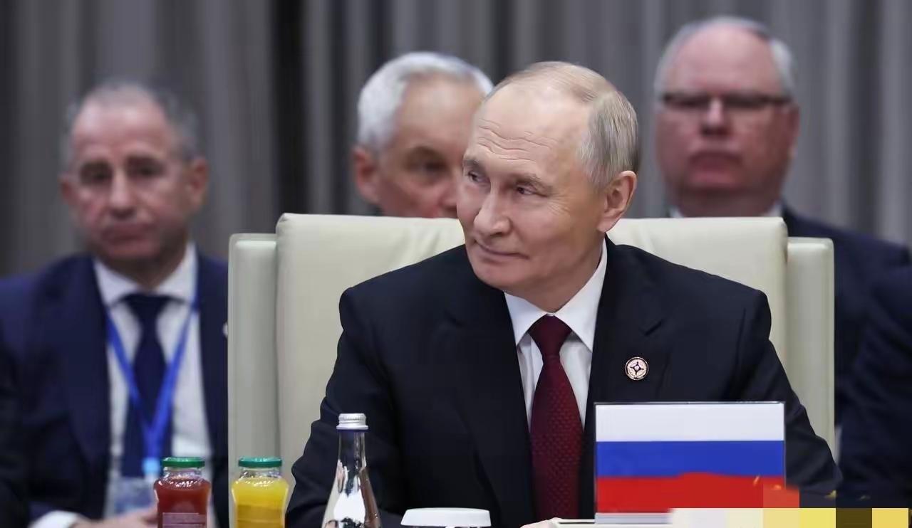 俄罗斯财政部正式宣布，开始接受对本国首次发行的、人民币计价主权债券的认购。说白了