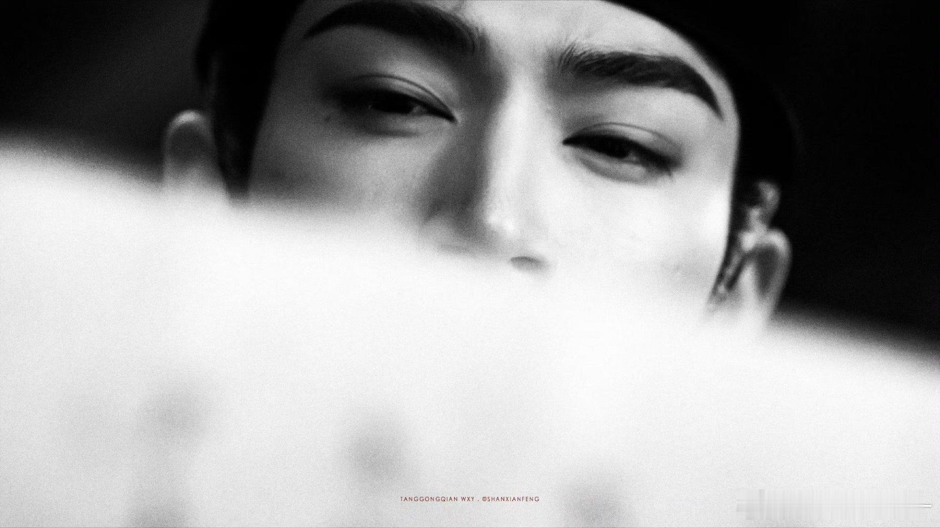 王星越爹系少年感王星越这种引导型恋人真的太让人上头了！不是那种强势的而是温柔又有