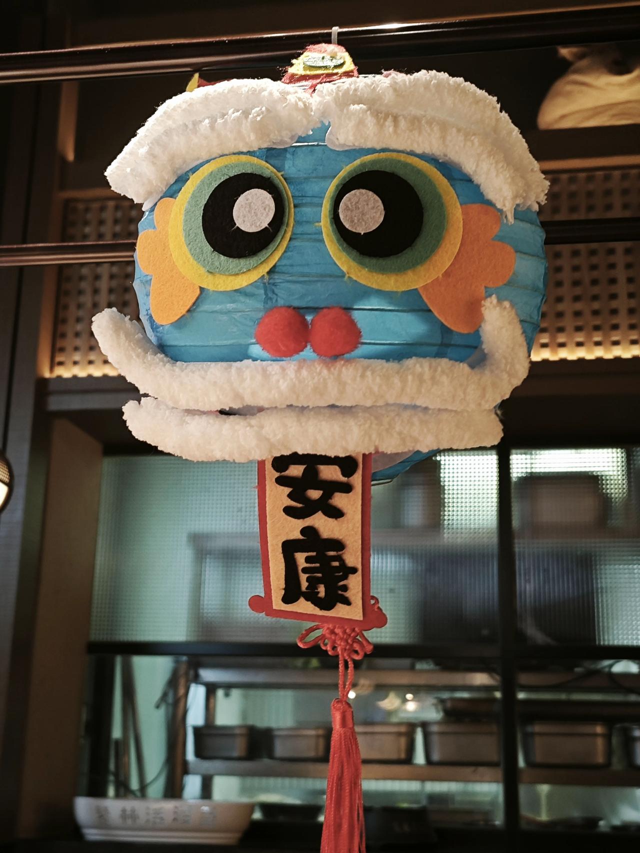 最近经常听到朋友在聊社会形势，聊人性。越来越多的人开始觉得自己看透了世界，认知觉