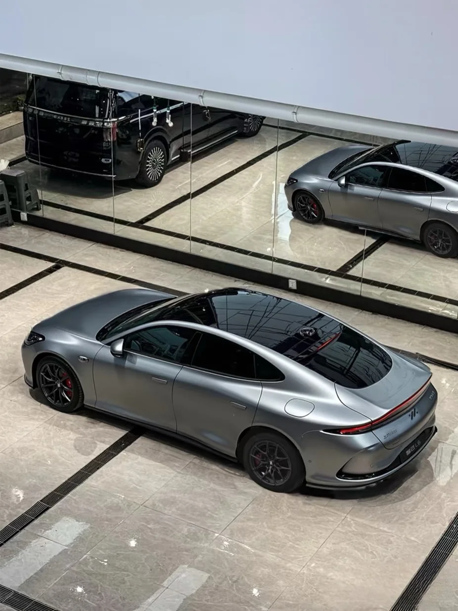 智己L6，这波操作 属实把我看楞住了