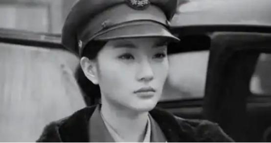 1978年，张春莲因经常买猪头肉，被举报，民警把她带走时，丈夫却愣了，张春莲说：