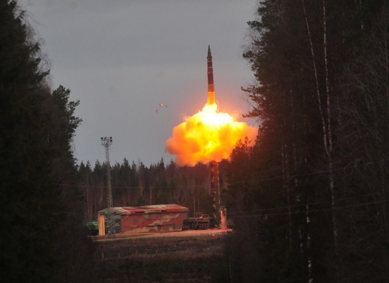 俄方就法国核武计划强硬表态：“我们正严密注视”
 
 
俄罗斯外交部副部长亚历山