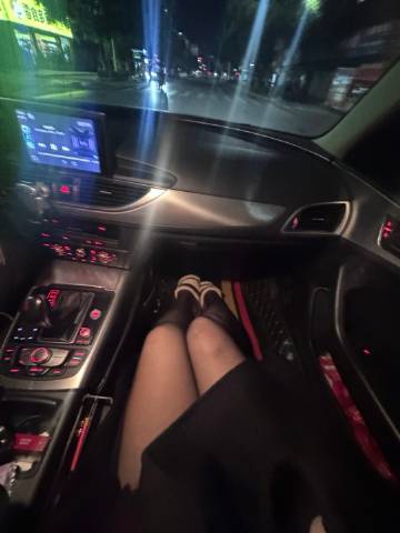 副驾黑丝不错<span class=