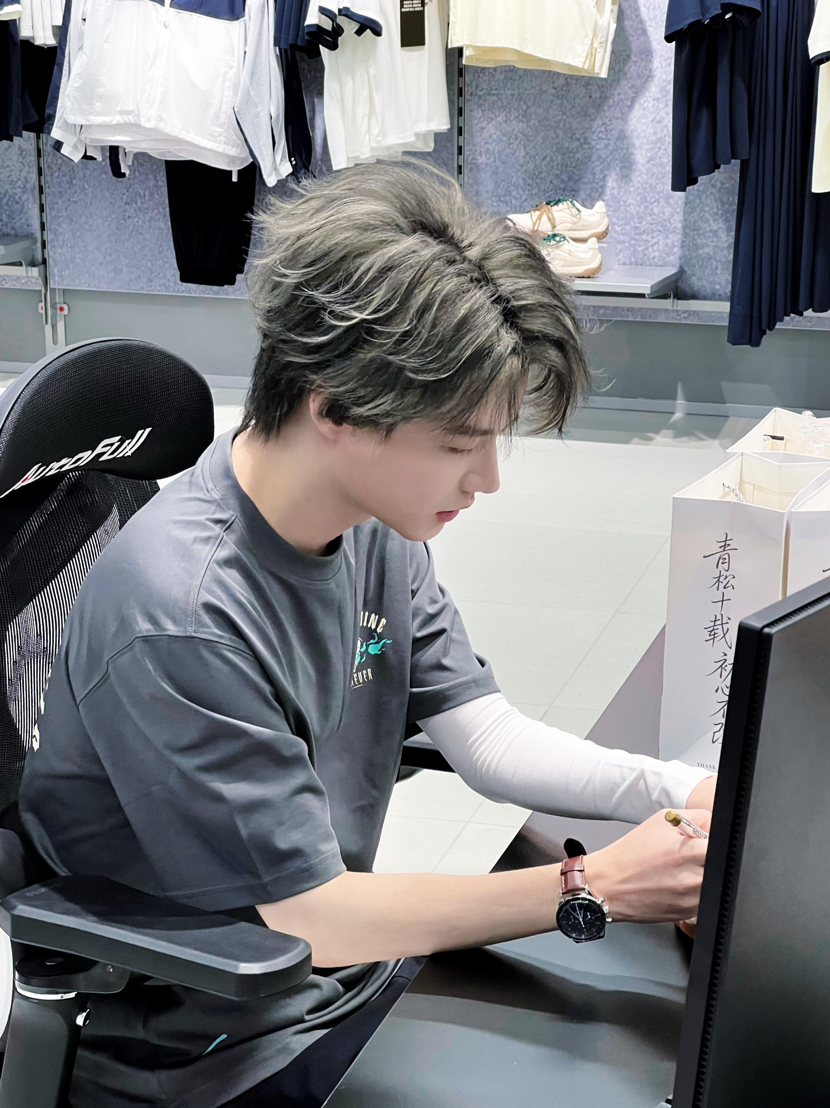 crisp刘青松刘青松日常 xhs更新 