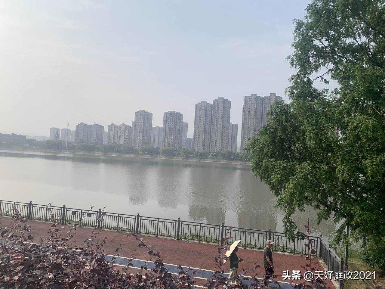 象棋中双马如何胜士象全？
双马对士象全是象棋中经典的必胜残局之一，但取胜需要讲究