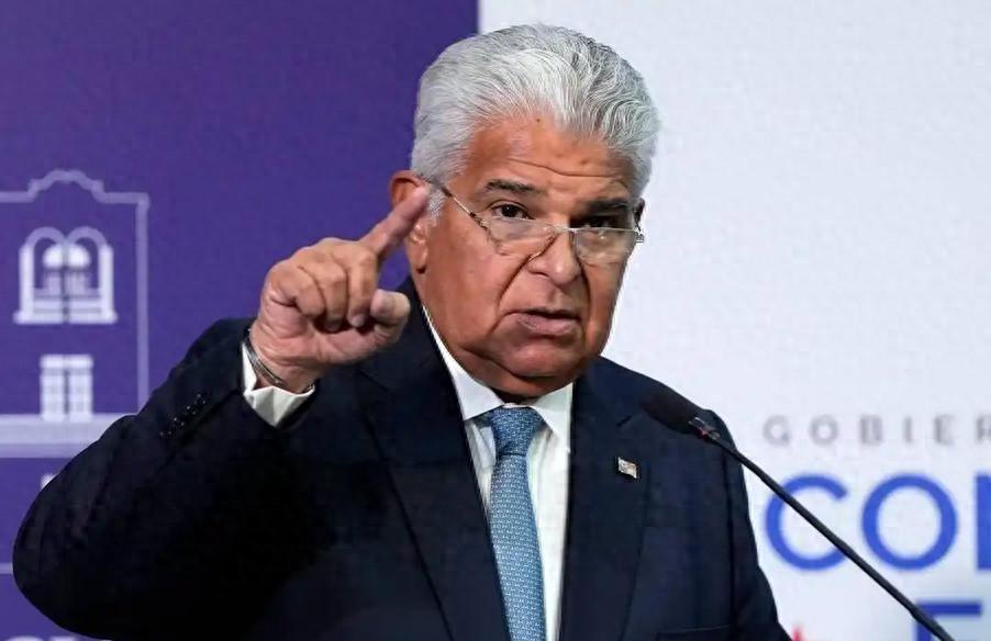 巴拿马彻底失算了！本想着侵吞中国港口能发一笔横财，顺带给美国展示一下其倒向西方的