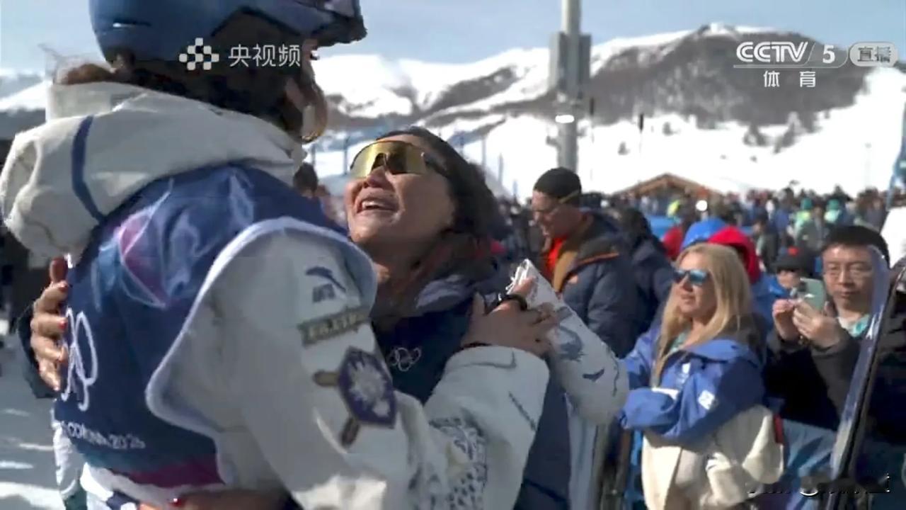 别再说谷爱凌的人生无法复制，她妈妈的人生谁又能复制的了呢！
        本科