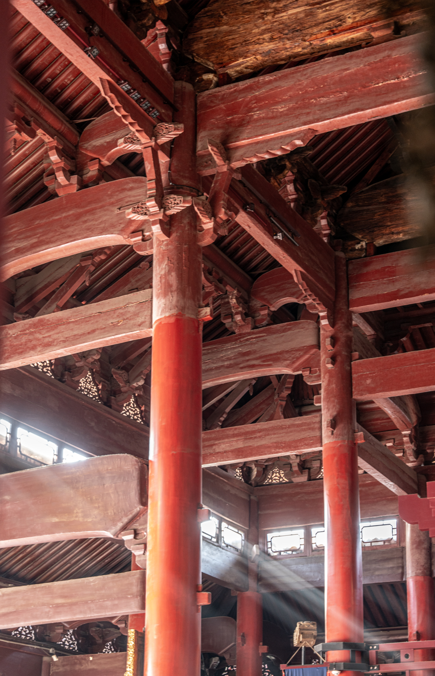 在东南地区的营造中心，厅堂至少在明初还有着异乎寻常的旺盛生命力和创造力，江南的古