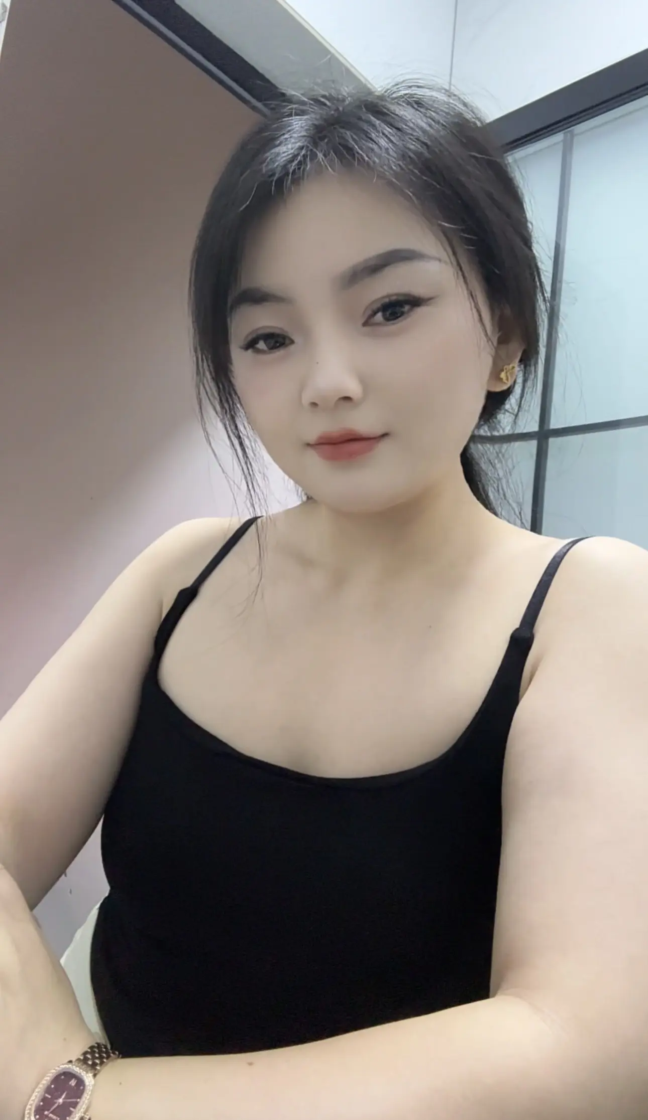 不要贪念自己范围之外的东西，不盲目追逐和自身能力不匹配的生活。有则锦上...