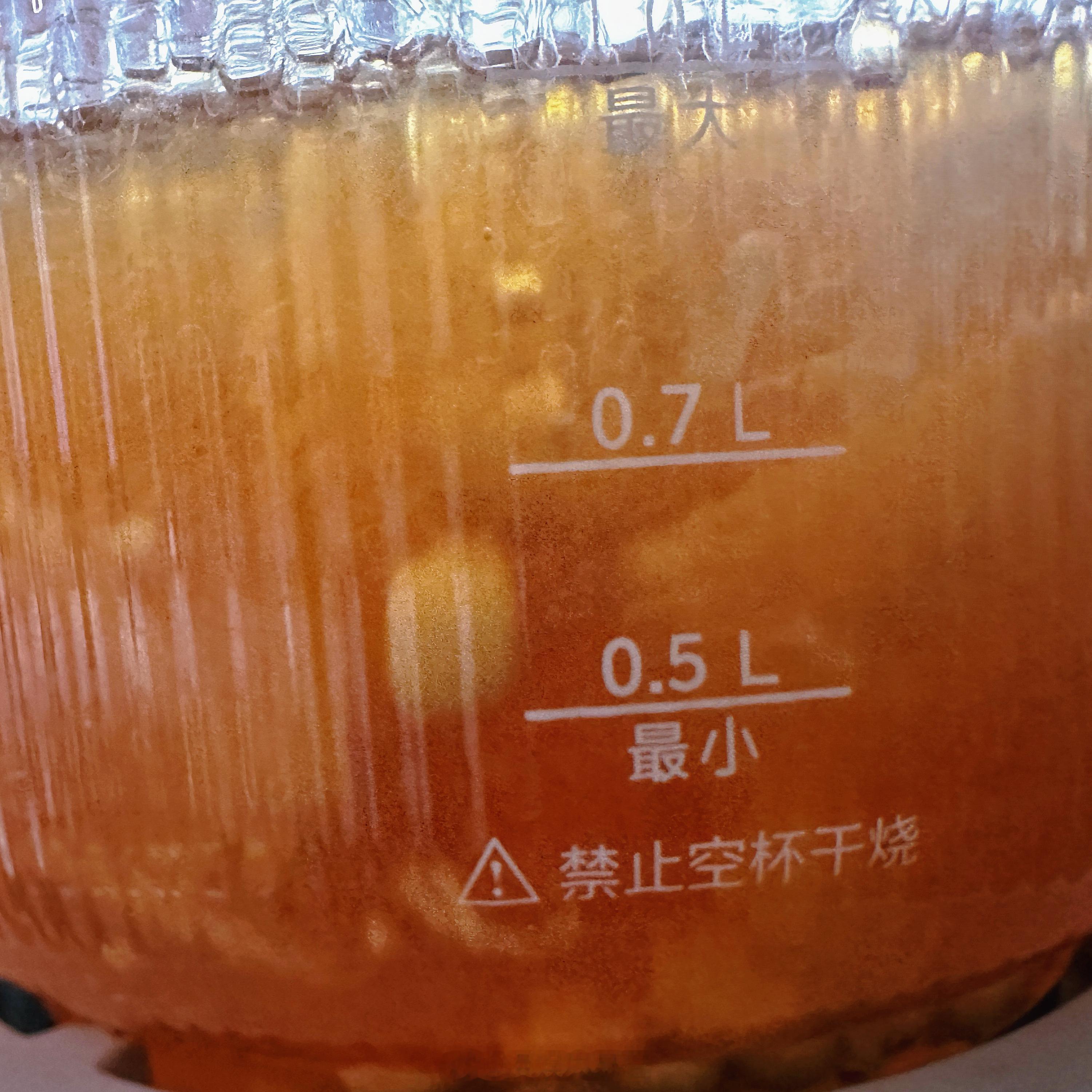 健脾祛湿、利水消水肿，清心安神助眠，温和润燥，温补不寒凉。 