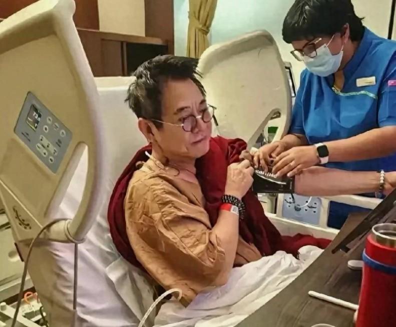 李大侠当初狠心抛弃有孕在身的原配，去追求他所谓的爱情，不是人干的事。
 
而今落