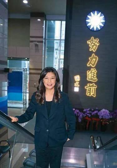 郑丽文灵活手腕摆平“中卢北侯”，2026年国民党选情向好！
        前阵