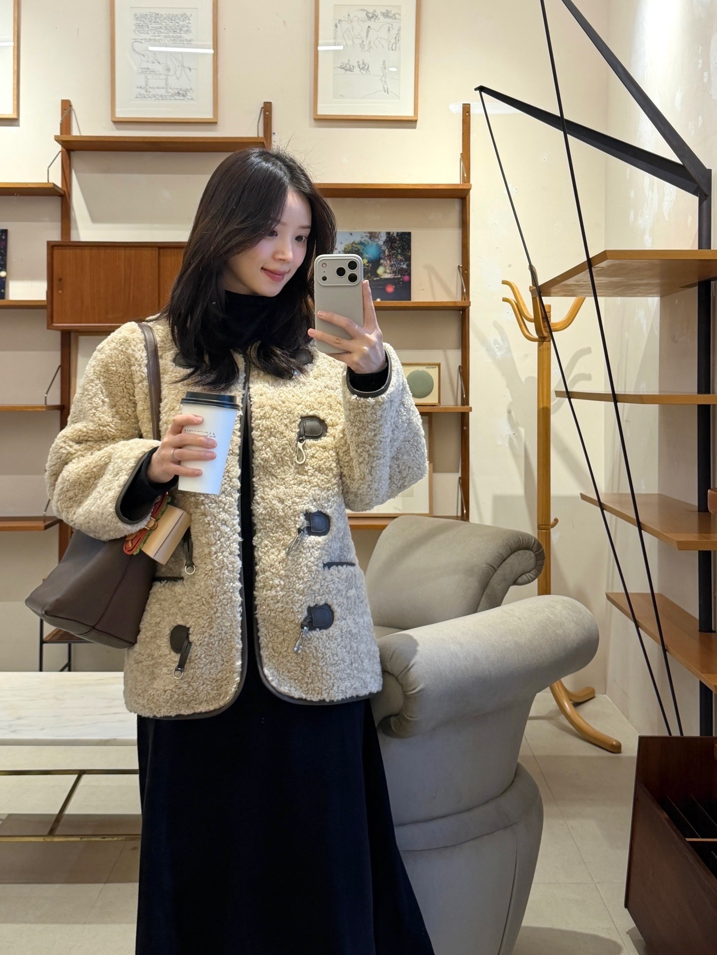 金智英近期更新漂亮 