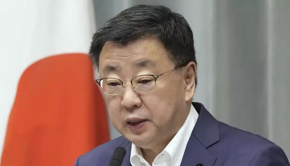 日本威胁俄罗斯！不服就干！
俄罗斯总统签署法令，将9月3日更名为“对日本军国主义