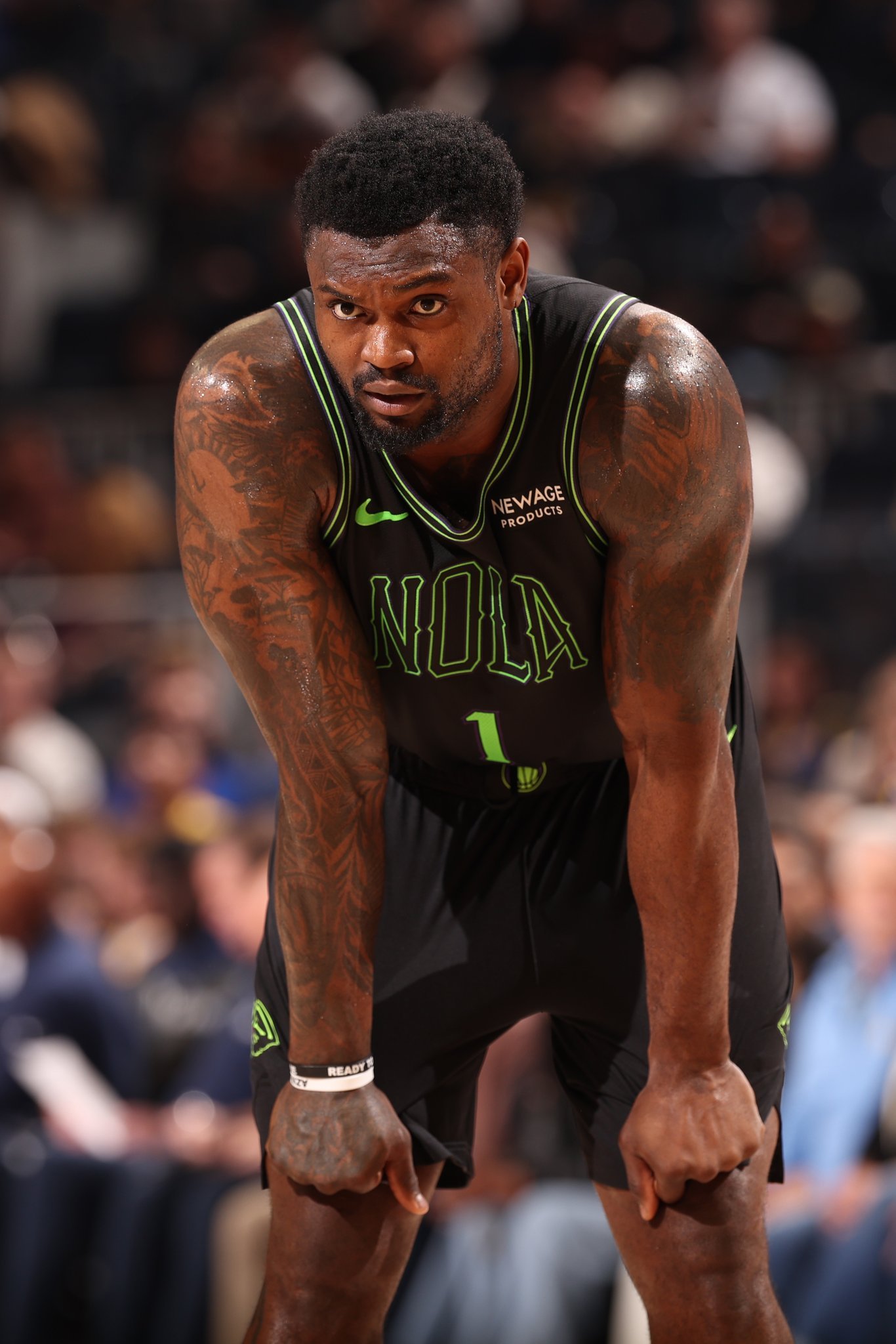 锡安右内收肌拉伤，将在3周后复查…之前他遭遇腿筋伤病缺席了两周，复出打了过去7场