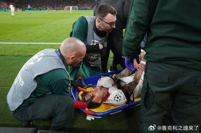 加拉塔萨雷队秘书长：利物浦赔钱！“我们将向欧足联提出赔偿要求。我们将要求赔偿我们