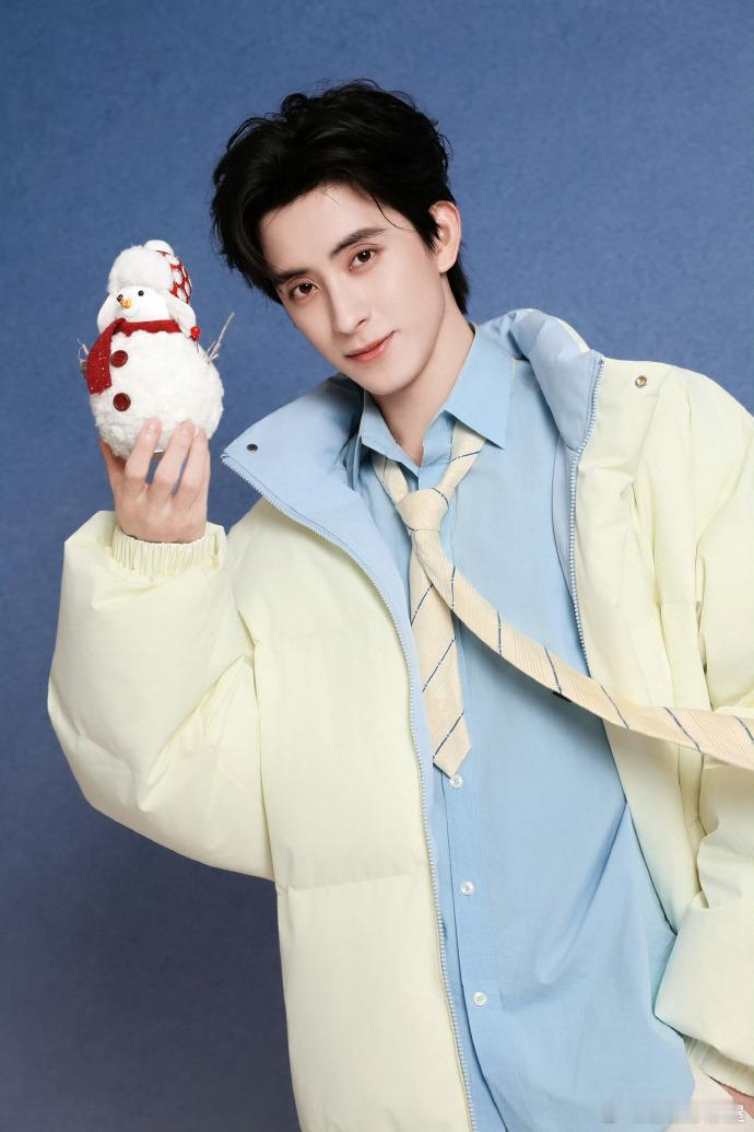 新饼来了！网传虞书欣 敖瑞鹏出演《许你星河千里》，预计5月开机！ 