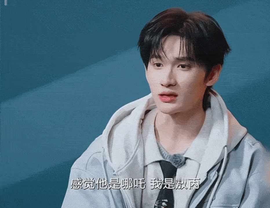 余宇涵黄誉博灵珠和魔丸黄誉博给余宇涵买了儿童马甲我们的爸爸真的被这组双向互动甜到