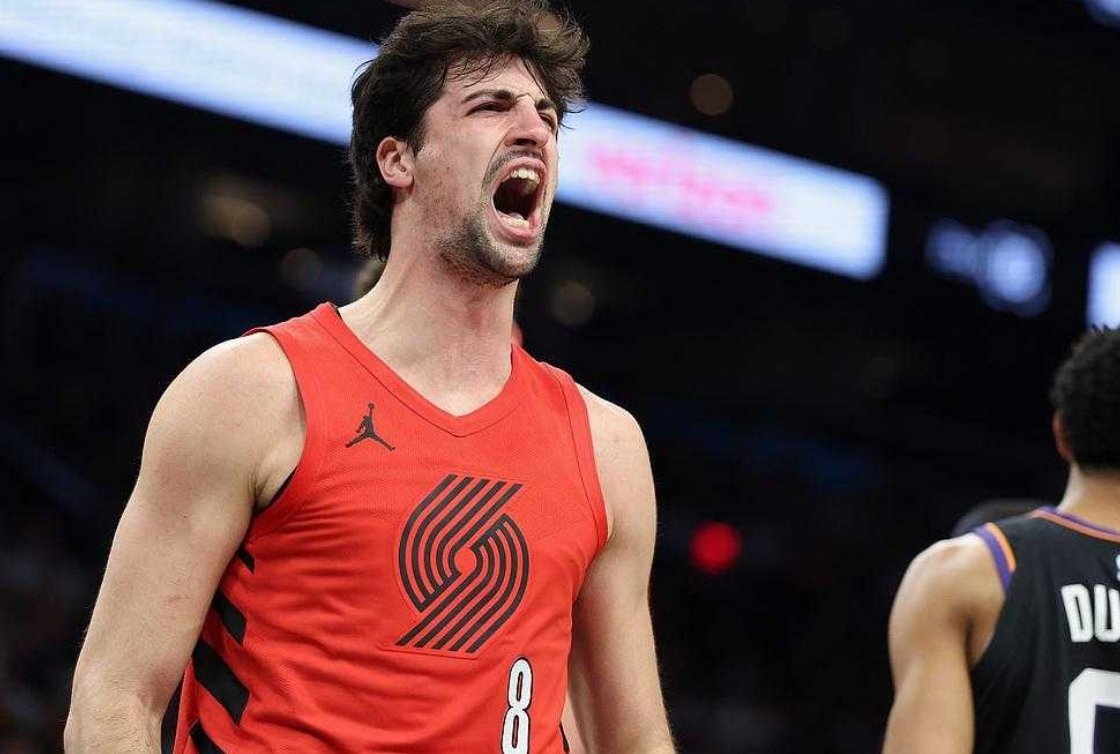 开拓者险胜太阳季后赛战马刺 阿夫迪亚41+7+12格林35分4月15日报道：NB