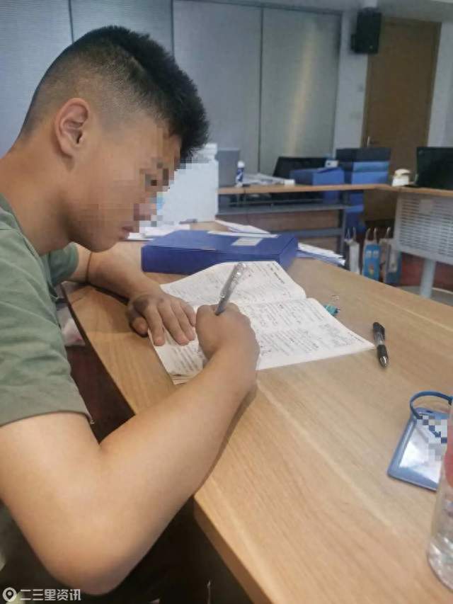 江苏17岁男生爬天台回校内出租房坠亡 家属二审提交11组证据 庭审3小时 学校仍坚持 “无责” 抗辩