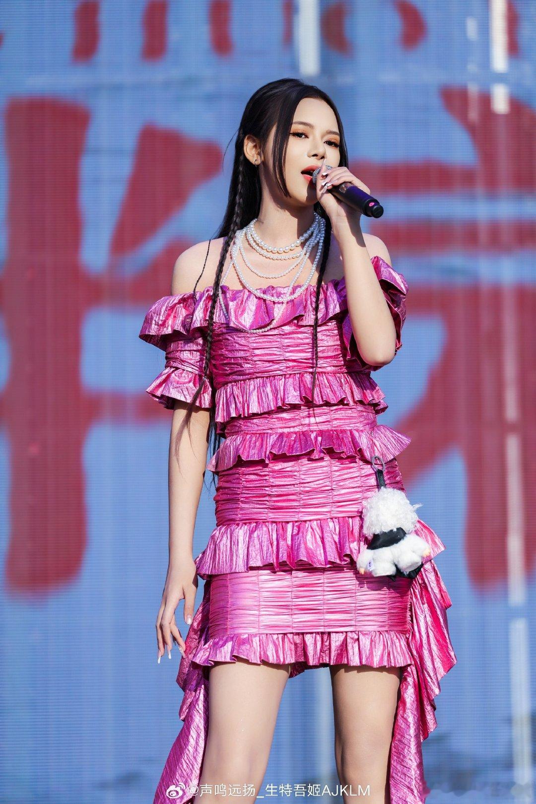 芒果音综六强颜值太能打了谁懂啊！声鸣远扬六强的颜值真的长在我的心巴上，唱歌还这么