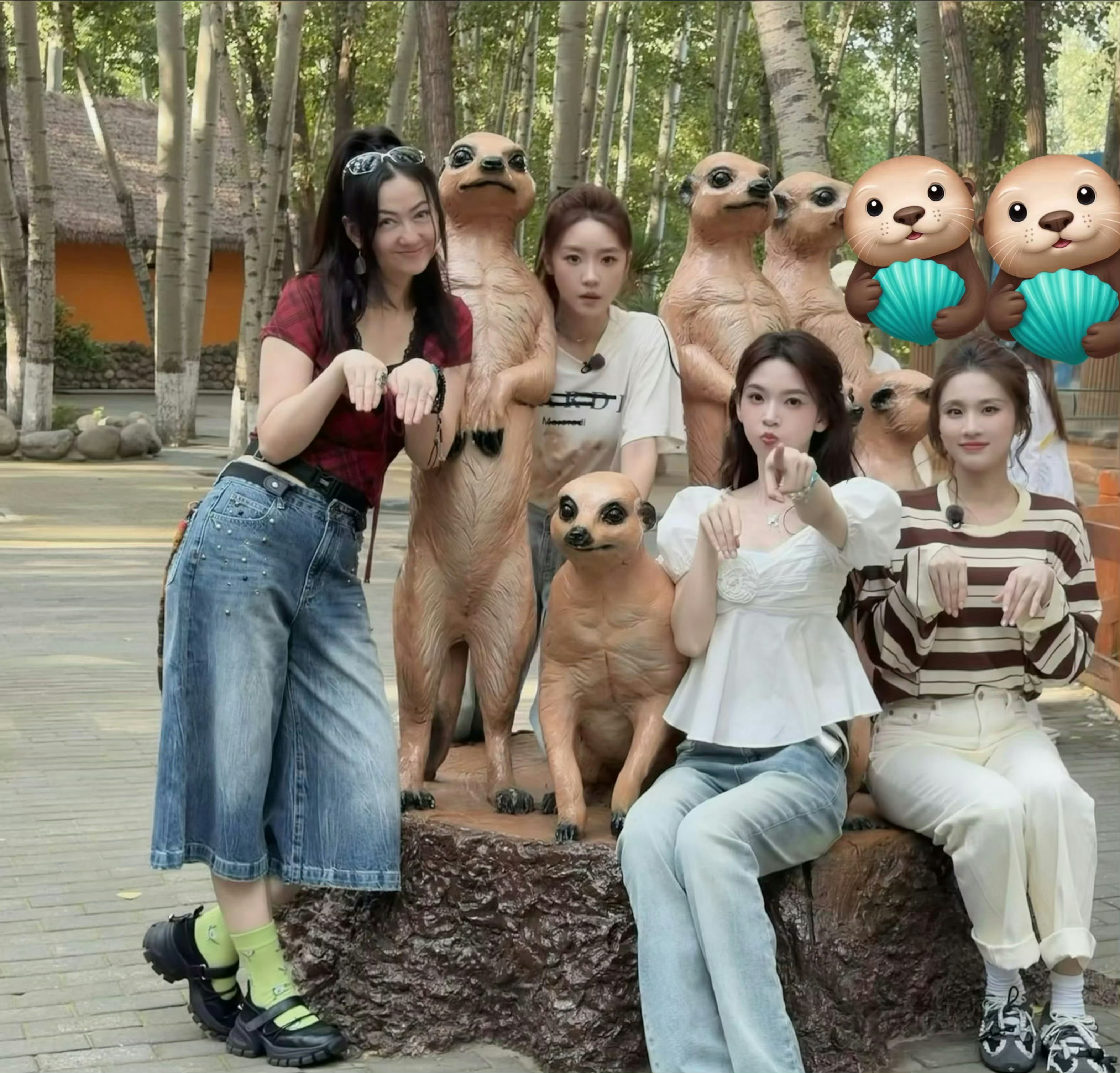 陈瑶游动物园我家那闺女 好喜欢陈瑶在动物园里展现出的那种自然感！没有刻意营业，也
