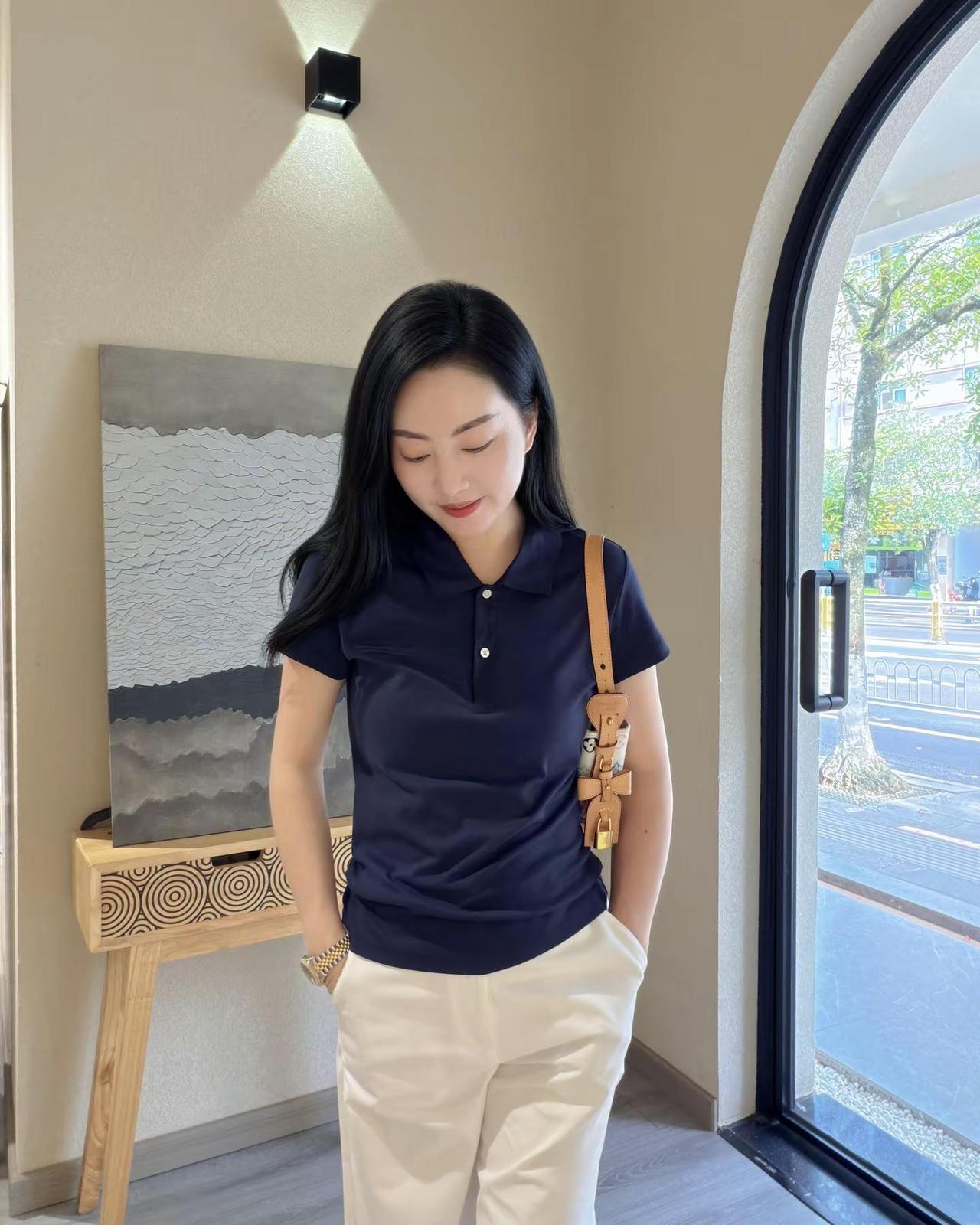 年少不听李宗盛  今日份极简穿搭