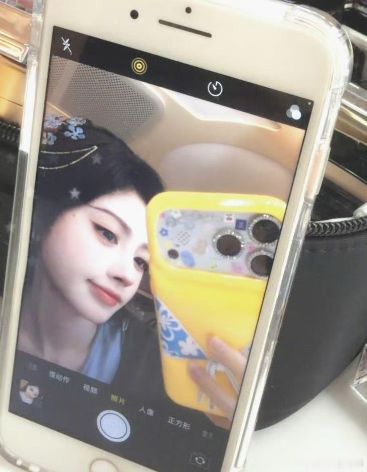 这个 没人觉得好萌呀520向鞠婧祎告白