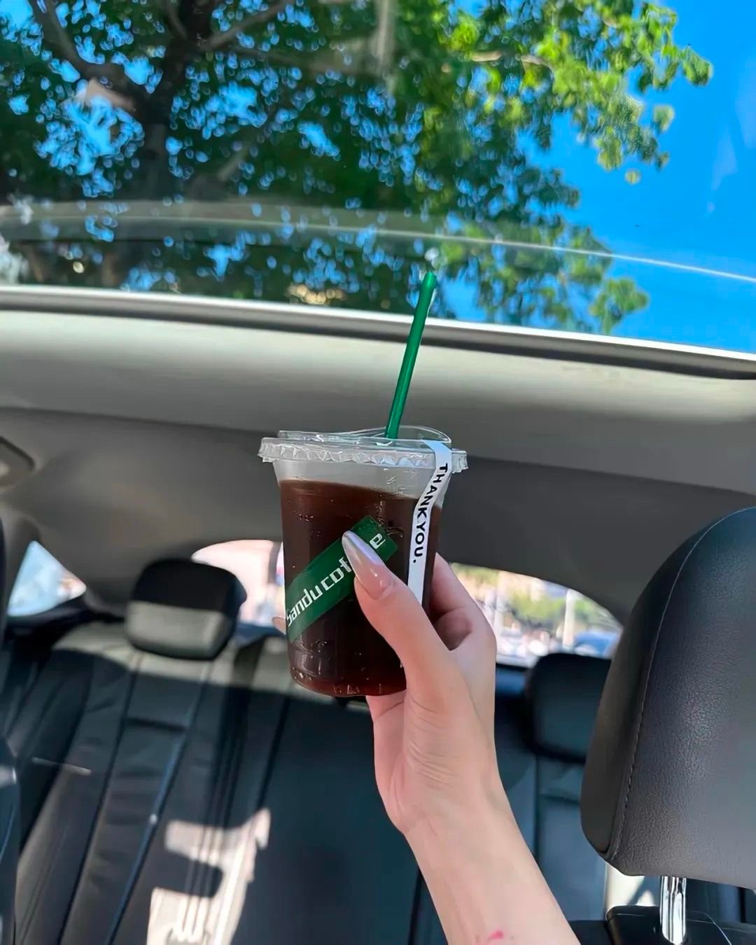 ʚ♡⃛ɞ Lᵒᵛᵉᵧₒᵤ“爱别人前，记得签收自己！” 