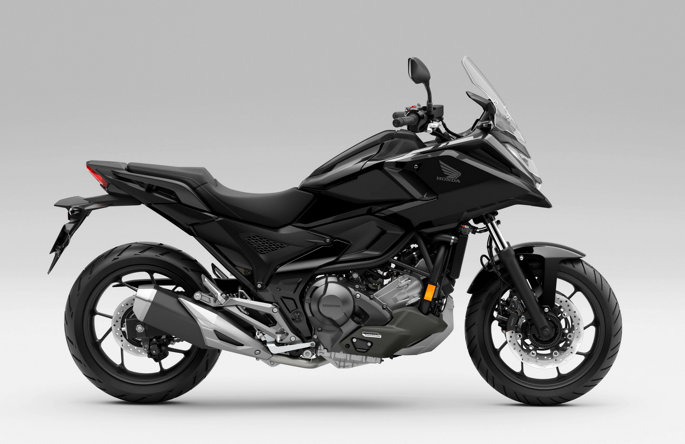 车市热门 Honda 2027 NC750X 探险车 