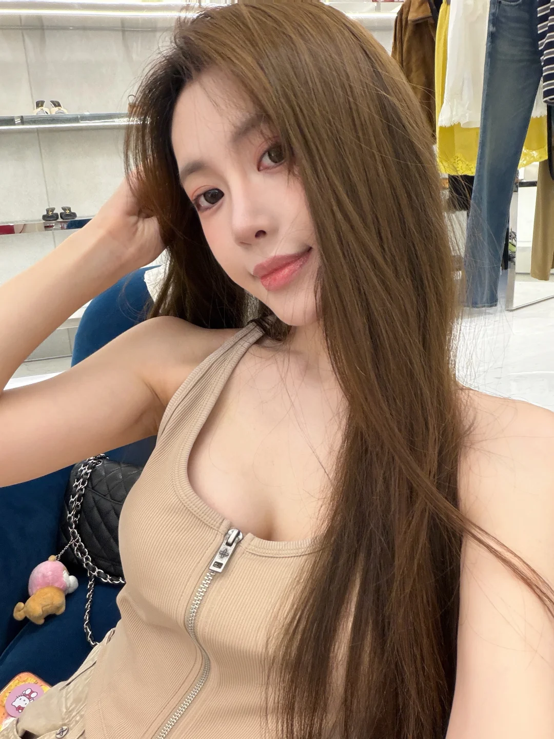 🛍️