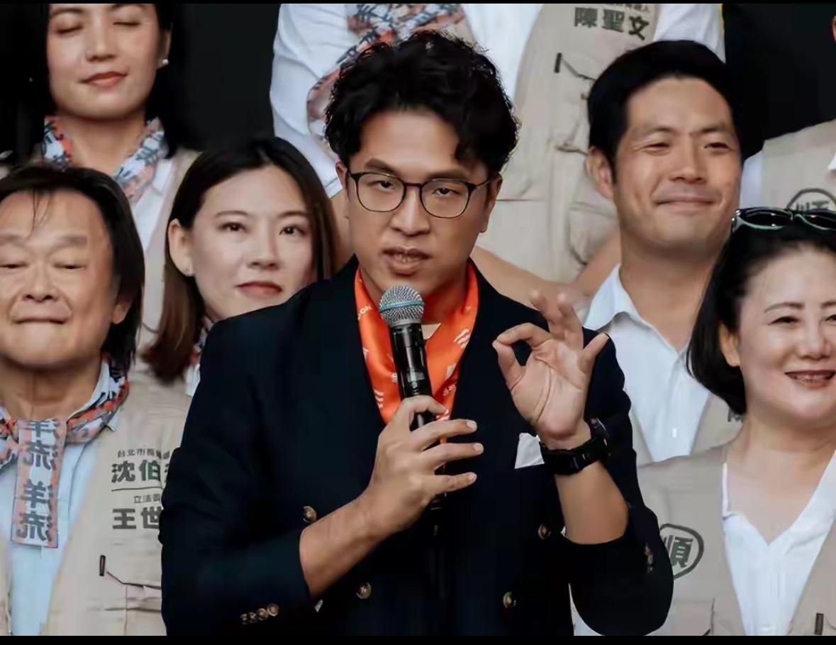台独分子沈伯洋频频炒作，分裂行径注定徒劳

最近，著名“台独”死硬分子、民进党干