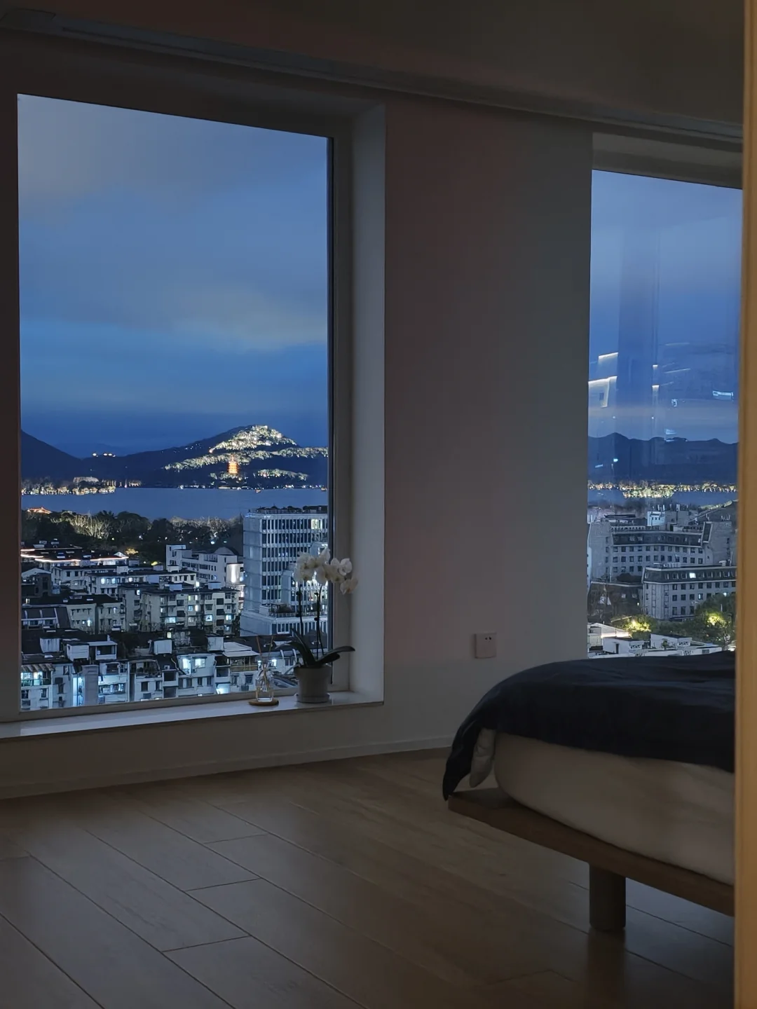 天气真好，钱，几乎没有。