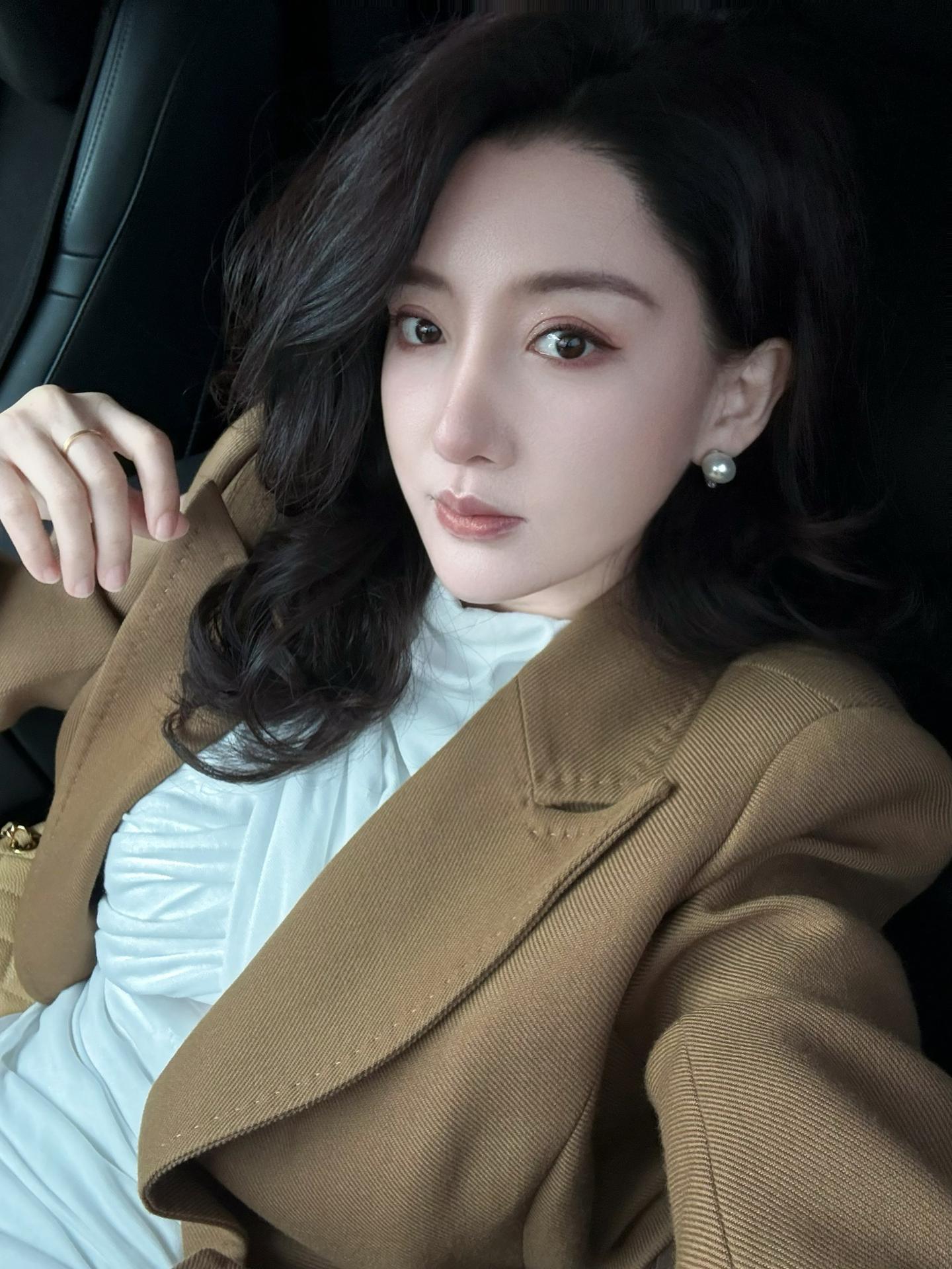 强者的爱是托举 无能的人才会说都是因为你